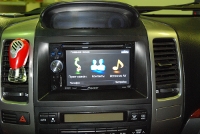   Pioneer AVIC-F900BT  Toyota Land Cruiser Prado